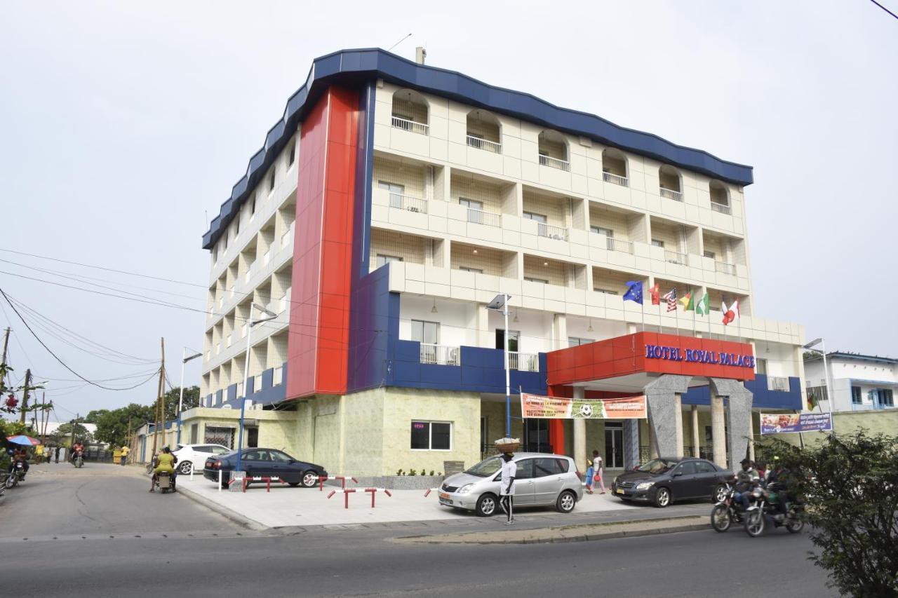 Hotel Royal Palace Douala Exteriör bild